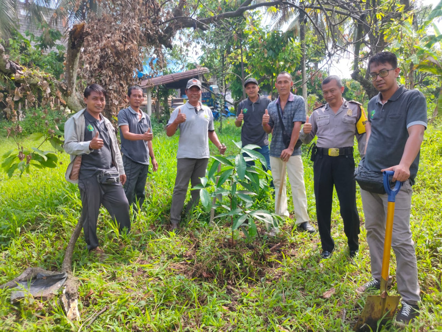 PENANAMAN POHON BERSAMA